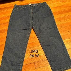 Women’s plus size jeans